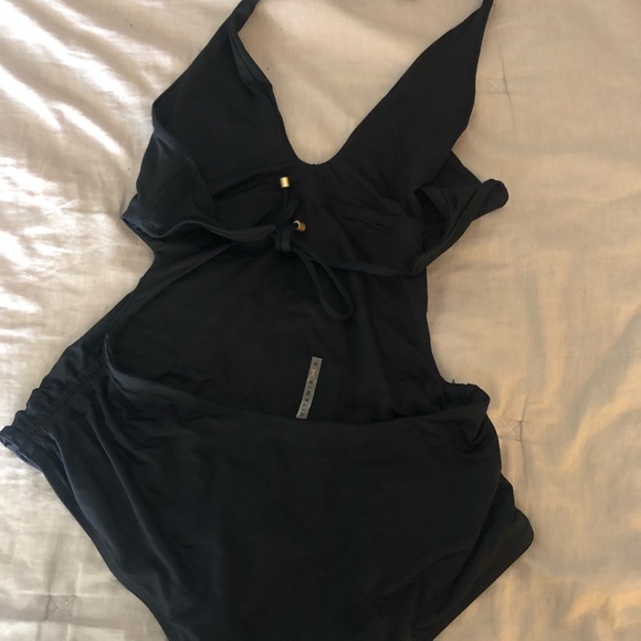 Vitamin A Swim Suit NWOT - Picture 4 of 5